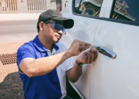 Car Locksmith in West Whittier-Los Nietos, CA